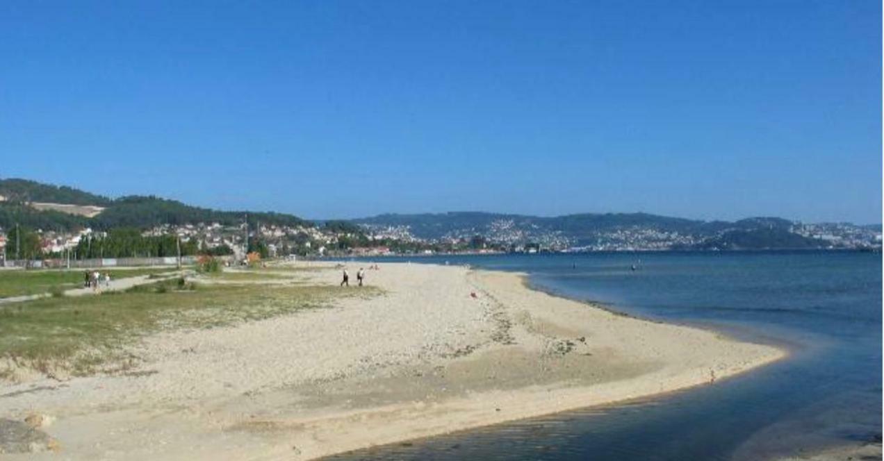 Atico Playa A Xunqueira - Moana, A 15 Min De Vigo Lägenhet Exteriör bild